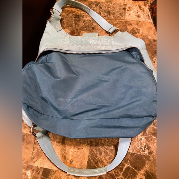 🩵Coach~Tiffany Blue Large Lynne Hobo Crinkle Patent Leather Silver Hardware - Picture 13 of 17